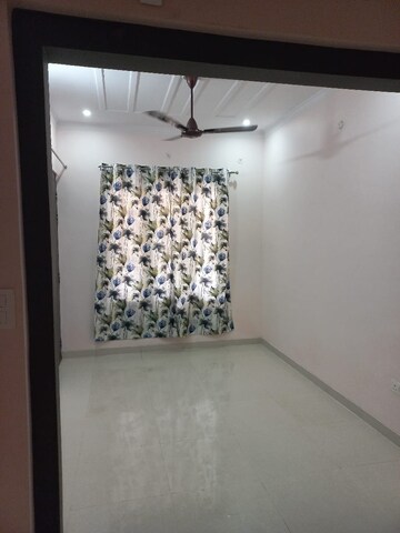 Room in 1.5 BHK Apartment at Paarth Aadyant, Gomti Nagar – for Rent