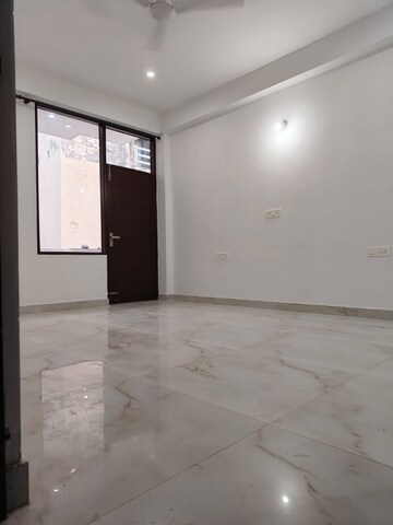 3 BHK Builder Floor For Rent in Palam Vihar