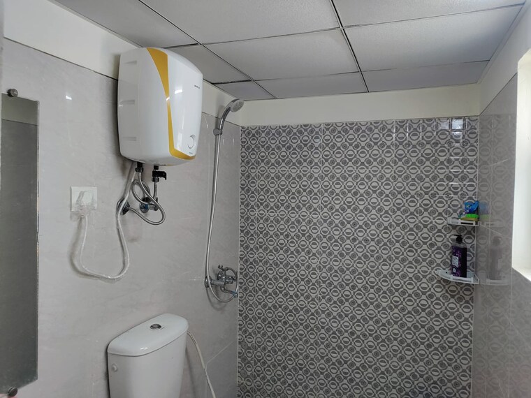 Bathroom, gaur-city-2-16th-avenue 2.5 Bedroom 1250 Sq.Ft. Apartment In Sector 16c Greater Noida Greater Noida 9603415