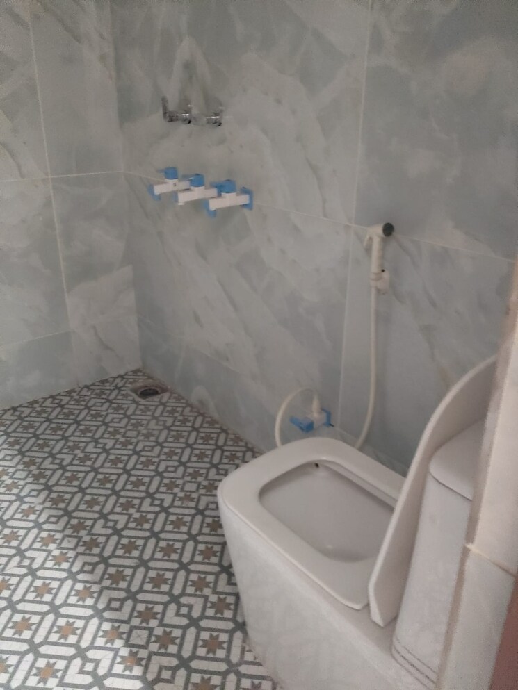Bathroom, sector 108 2 Bedroom 200 Sq.Mt. Independent House In Sector 108 Noida 9603452