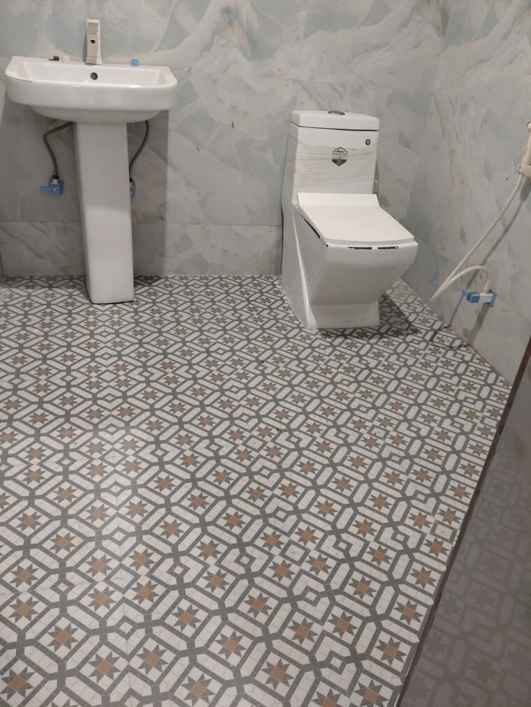 Bathroom, sector 108 2 Bedroom 200 Sq.Mt. Independent House In Sector 108 Noida 9603452