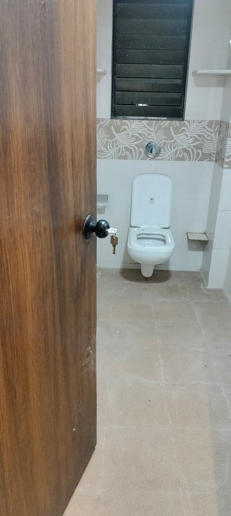 Bathroom, victoria-apartment-andheri 2 Bedroom 750 Sq.Ft. Apartment In Andheri West Mumbai 9603460