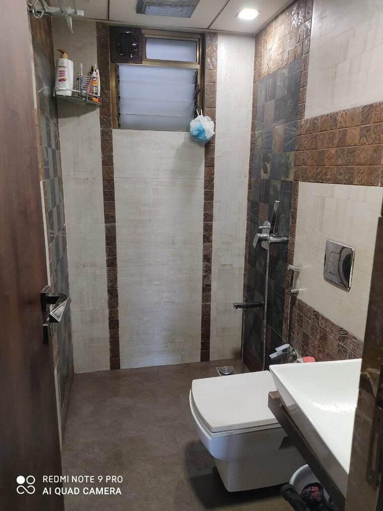 Bathroom, neel-siddhi-ornate-apartment 3 Bedroom 1500 Sq.Ft. Apartment In Kharghar Navi Mumbai 9603483
