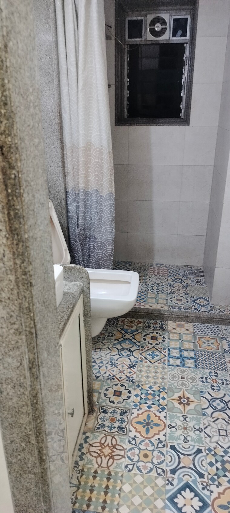 Bathroom, gypsy-rose-apartment 2 Bedroom 730 Sq.Ft. Apartment In Andheri West Mumbai 9603498