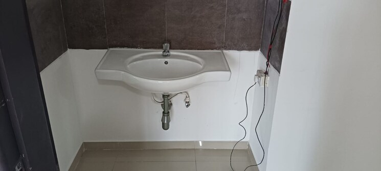 Bathroom, pristine-greens 2 Bedroom 544 Sq.Ft. Apartment In Moshi Pune 9603503