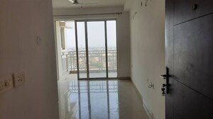 Room in 3 BHK Apartment at Hero Homes Phase 2, Sector 104 – for Rent
