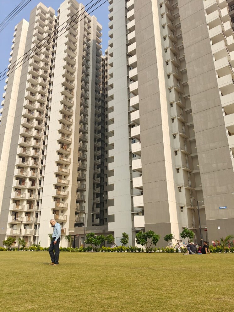 Exterior View, hero-homes-phase-2 3 Bedroom 1689 Sq.Ft. Apartment In Sector 104 Gurgaon 9603510
