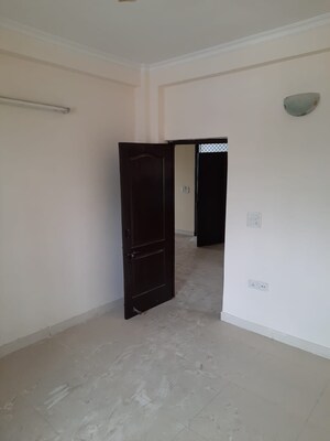 Room in 2 BHK Builder Floor at Canal Road – for Sale