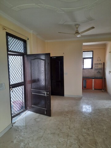 Room in 2 BHK Builder Floor at Canal Road – for Sale