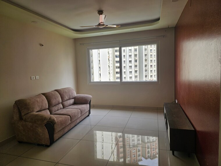 Living Room, prestige-lakeside-habitat 3.5 Bedroom 2341 Sq.Ft. Apartment In Varthur Bangalore 9603599