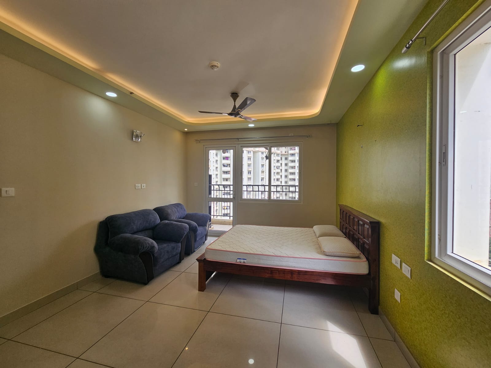 3.5 BHK Apartment For Rent in Prestige Lakeside Habitat