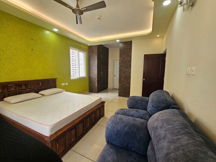 Bedroom, prestige-lakeside-habitat 3.5 Bedroom 2341 Sq.Ft. Apartment In Varthur Bangalore 9603599