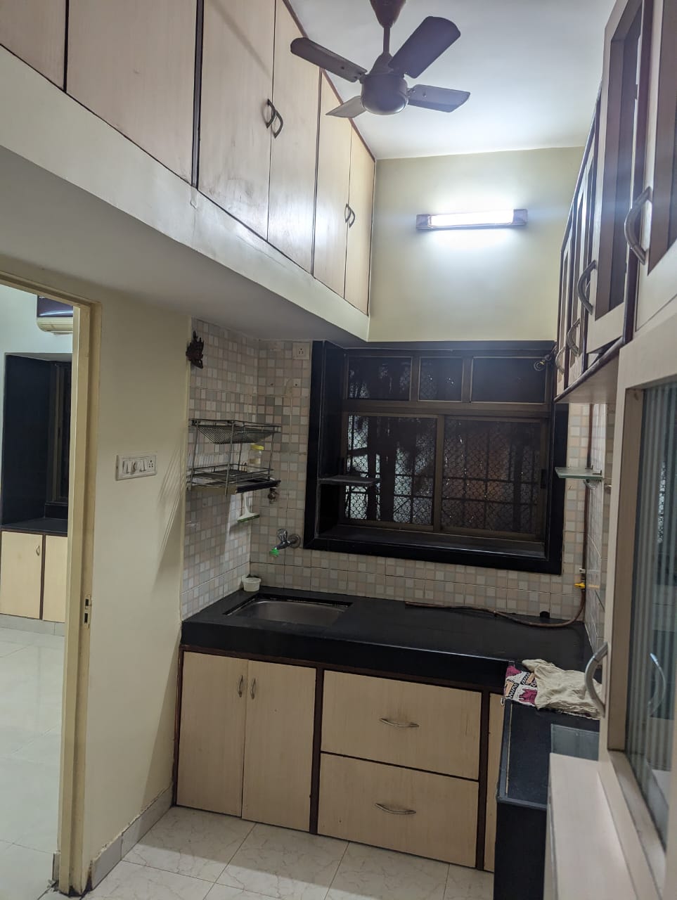 1 BHK + Servant Room 402 Sq.Ft. Apartment in Dosti Estates
