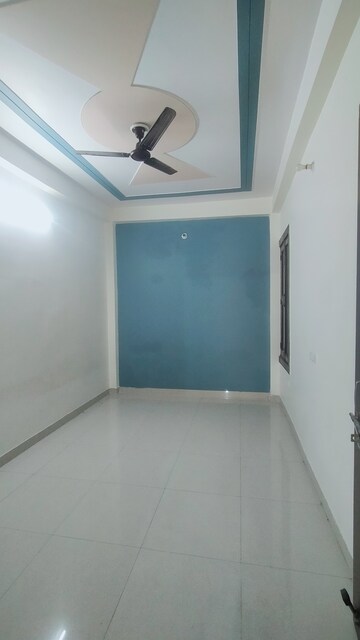 Room in 6 BHK Villa at Gomti Nagar – for Rent