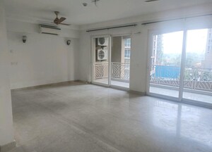 Room in 2 BHK Apartment at AIPL Zen Residences, Sector 70a – for Rent