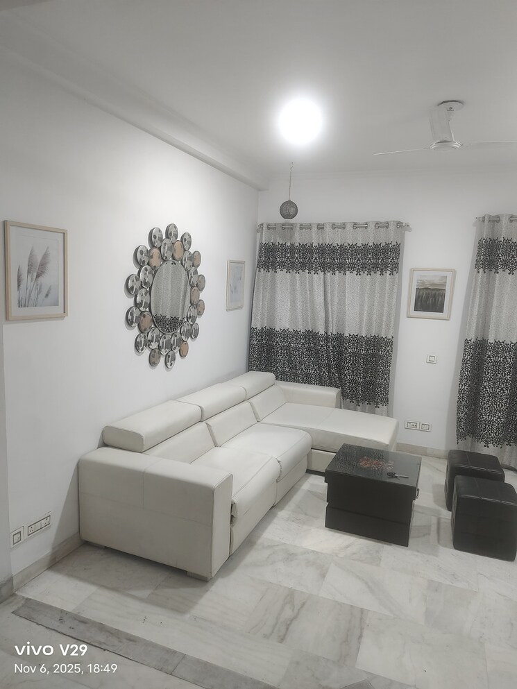 Living Room, dlf-windsor-court 4 Bedroom 2985 Sq.Ft. Apartment In Dlf Phase iv Gurgaon 9603804