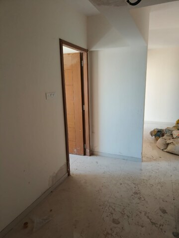 Room in 4 BHK Apartment at Chaphalkar Elina Living, Mohammadwadi – for Sale