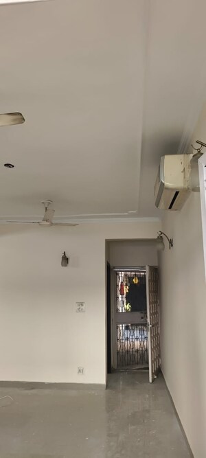 Living Room in 3 BHK Apartment at Ip Extension – for Rent