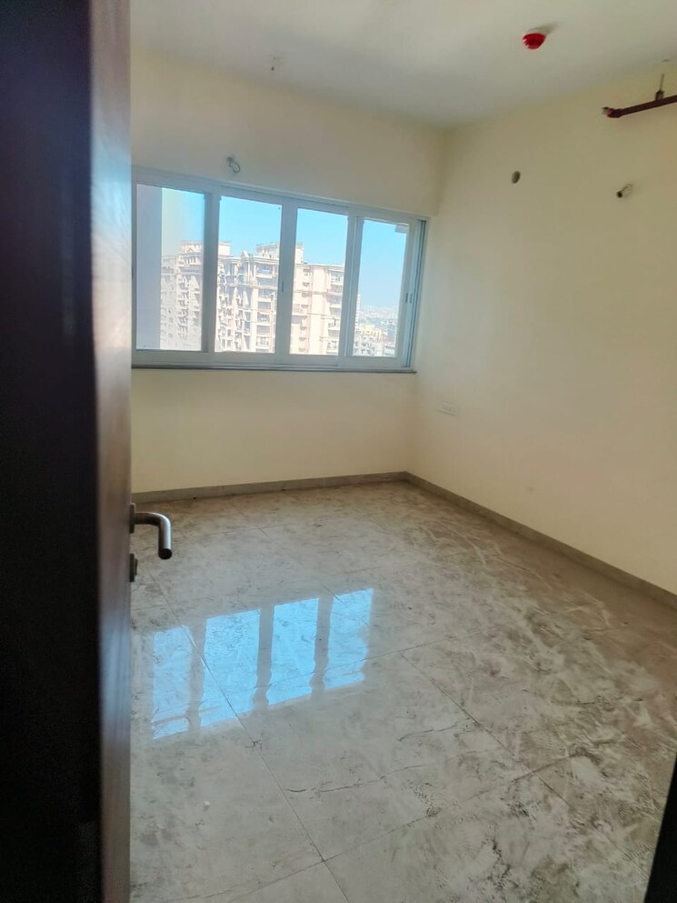 Room, k-raheja-reserve 3 Bedroom 1378 Sq.Ft. Apartment In Mohammadwadi Pune 9603831