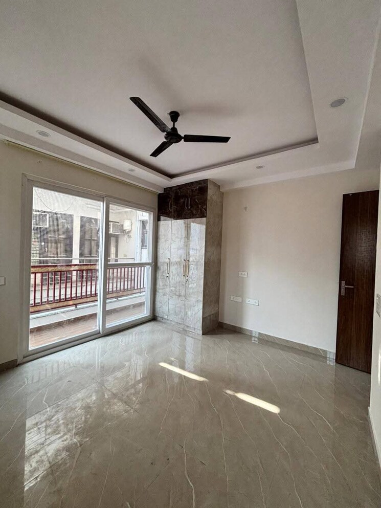 Room, unitech-greenwood-city-apartment 5 Bedroom 4500 Sq.Ft. Builder Floor In Sector 45 Gurgaon 9603926