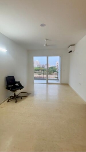 Room in 4 BHK Builder Floor at DLF Garden City Independent Floors, Sector 92 – for Sale