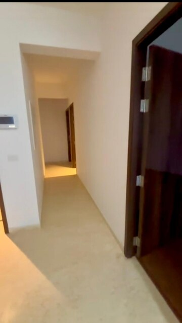 Room in 4 BHK Builder Floor at DLF Garden City Independent Floors, Sector 92 – for Sale