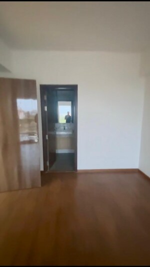 Room in 4 BHK Builder Floor at DLF Garden City Independent Floors, Sector 92 – for Sale