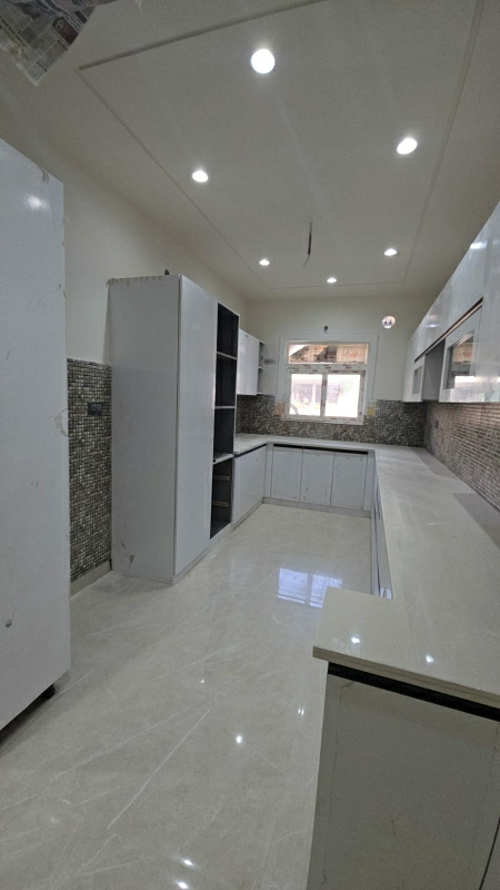 4 BHK Builder Floor For Rent in Green Fields Colony