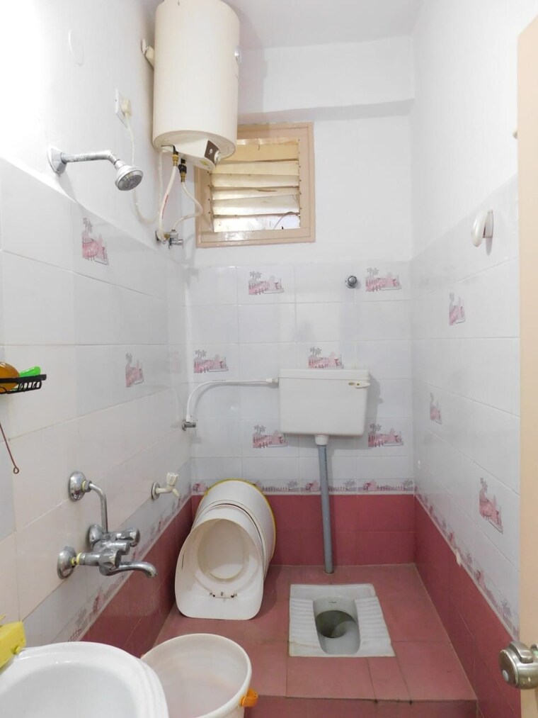 Bathroom, manikonda 3 Bedroom 1440 Sq.Ft. Apartment In Manikonda Hyderabad 9603924