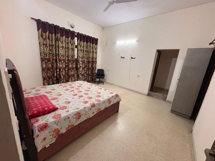 Bedroom, ansal-plaza-sector-23 3 Bedroom 2500 Sq.Ft. Builder Floor In Sector 23 Gurgaon 9603974