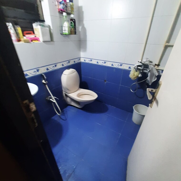 Attached Bathroom, mount-everest-apartment 2 Bedroom 710 Sq.Ft. Apartment In Bhakti Park Mumbai 9603961