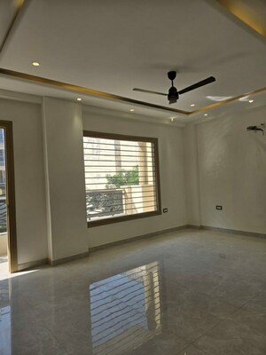 Kitchen in 4 BHK Builder Floor at Green Fields Colony – for Rent