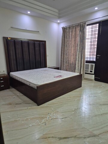 Bedroom in 3 BHK Builder Floor at Ansal Plaza Sector-23, Sector 23 – for Rent