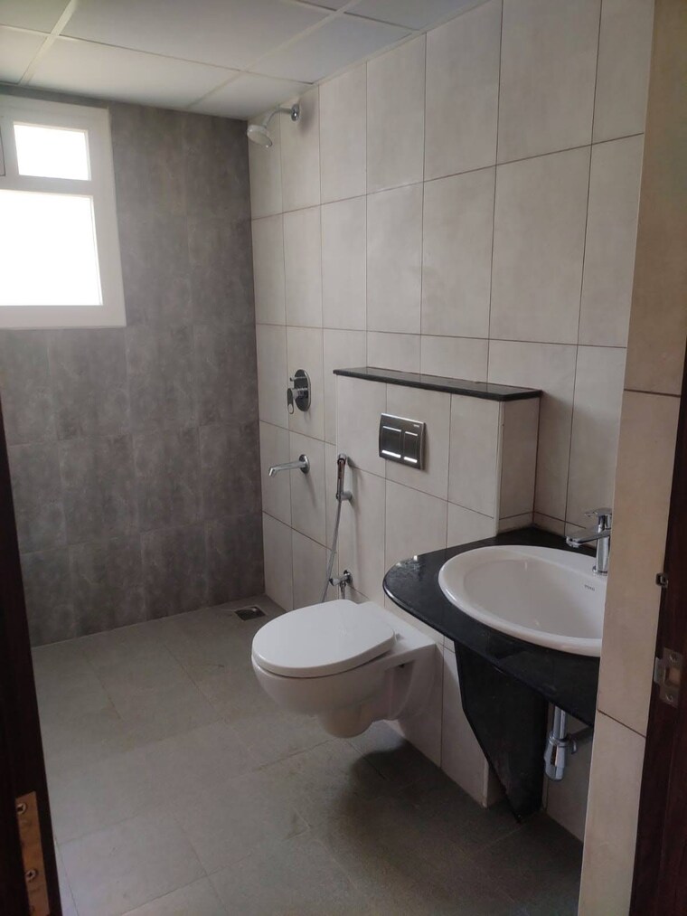 Bathroom, vajram-newtown 3 Bedroom 1756 Sq.Ft. Apartment In Thanisandra Main Road Bangalore 9604007