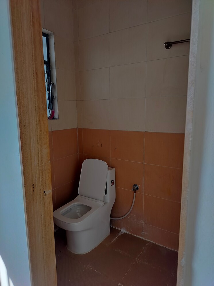 Bathroom, anshul-shree-hans-garden 2 Bedroom 1010 Sq.Ft. Apartment In Dhanori Pune 9604025