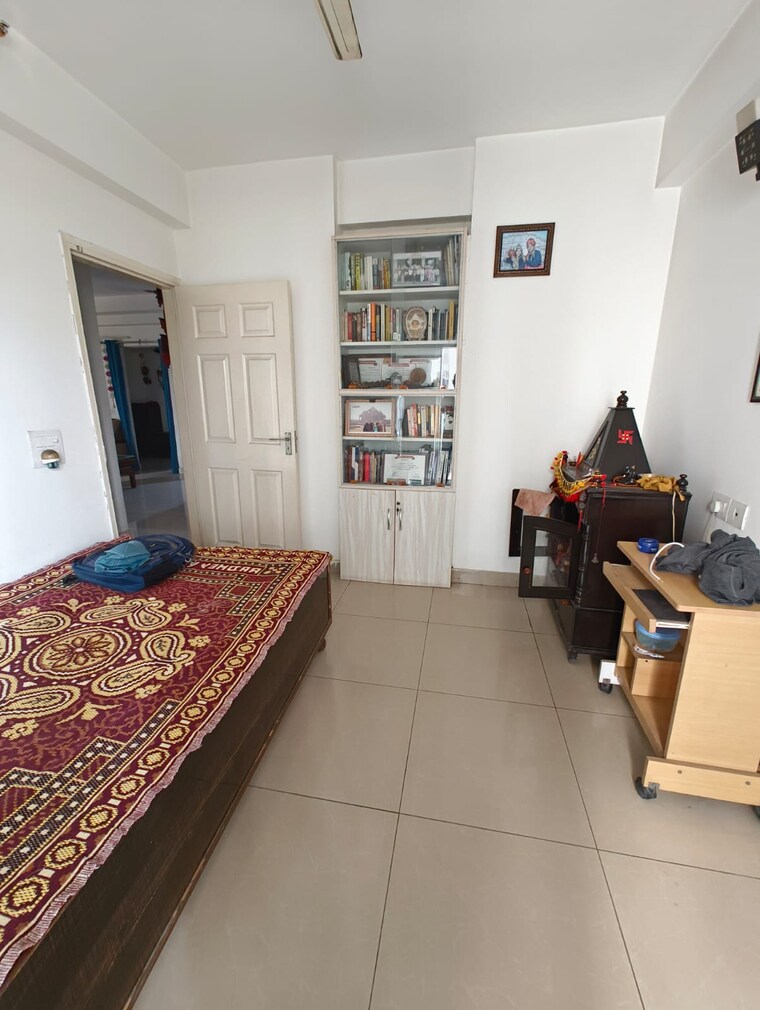 Bedroom, express-zenith 3 Bedroom 915 Sq.Ft. Apartment In Sector 77 Noida 9604040