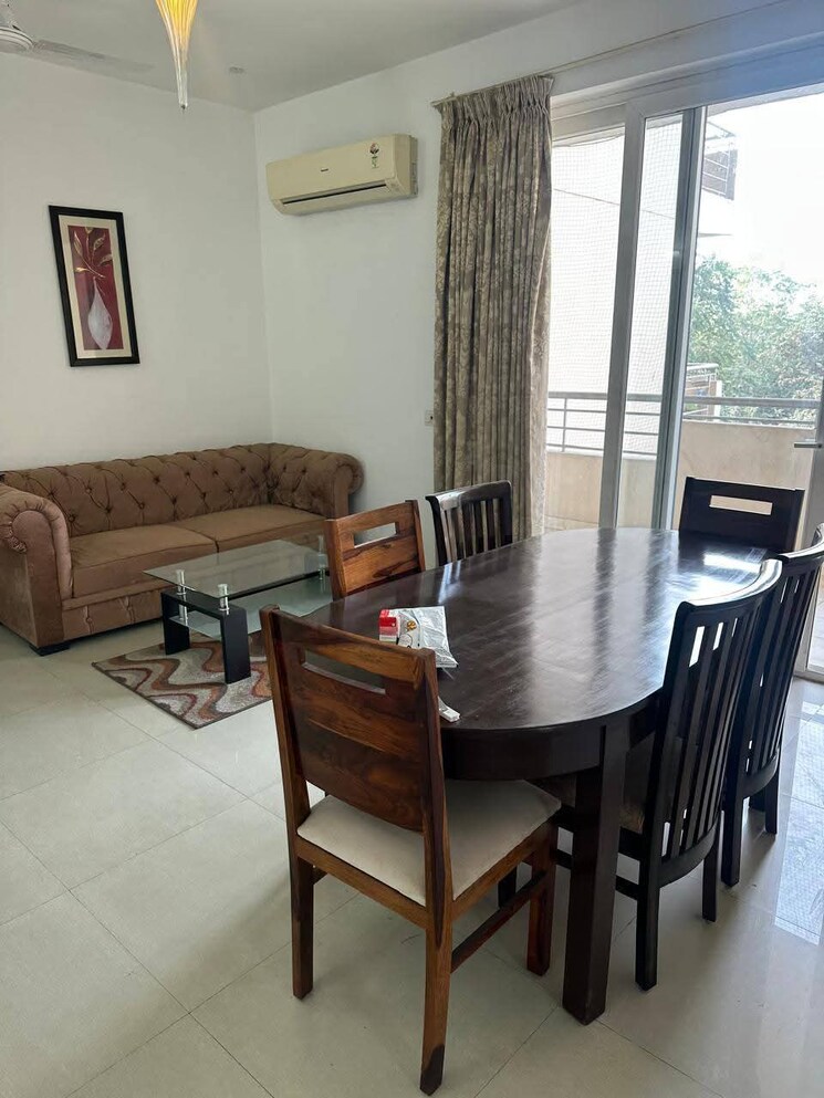 Living Room, ansal-plaza-sector-23 3 Bedroom 3200 Sq.Ft. Builder Floor In Sector 23 Gurgaon 9604038