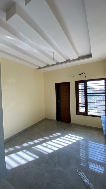 Room in 4 BHK Independent House at Sector 123 – for Sale