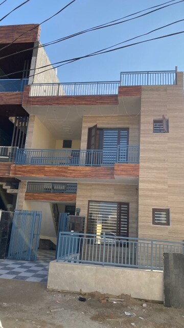 4 BHK Independent House For Sale in Sector 123