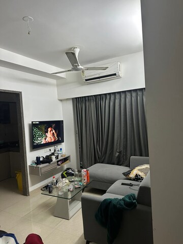 Living Room in  Pg at Kandivali West – for Rent