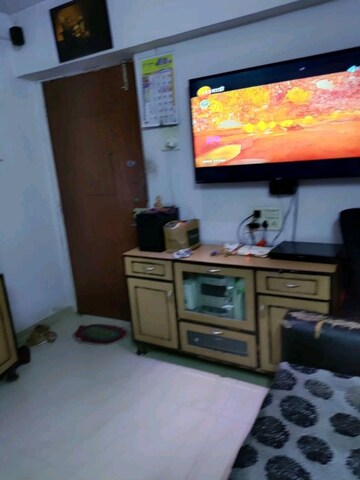 Bedroom in 1 BHK Apartment at Kalpak Estate, Wadala – for Rent
