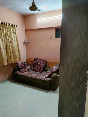 Bedroom in 1 BHK Apartment at Kalpak Estate, Wadala – for Rent