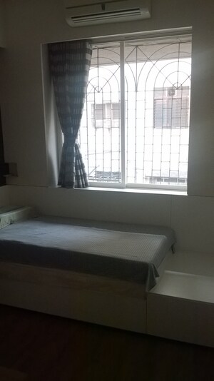 Room in 1 BHK Apartment at Kalpak Estate, Wadala – for Rent