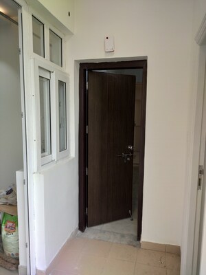 Building Lobby in 3 BHK Apartment at ATS Le Grandiose, Sector 150 – for Rent