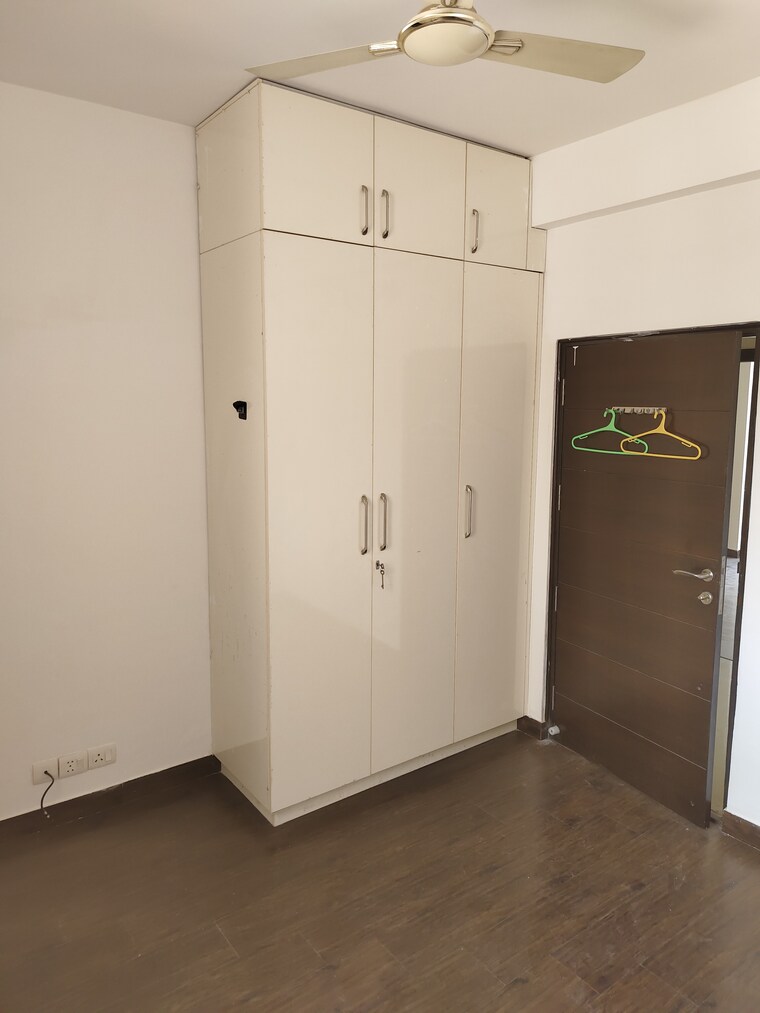 Room, tdi-ourania 2 Bedroom 1245 Sq.Ft. Apartment In Sector 53 Gurgaon 9604130