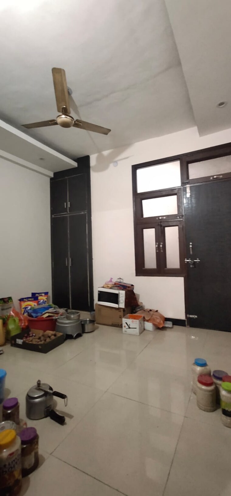 Living Room, krishna garden colony 4 Bedroom 127 Sq.Yd. Builder Floor In Krishna Garden Colony Ghaziabad 9604159