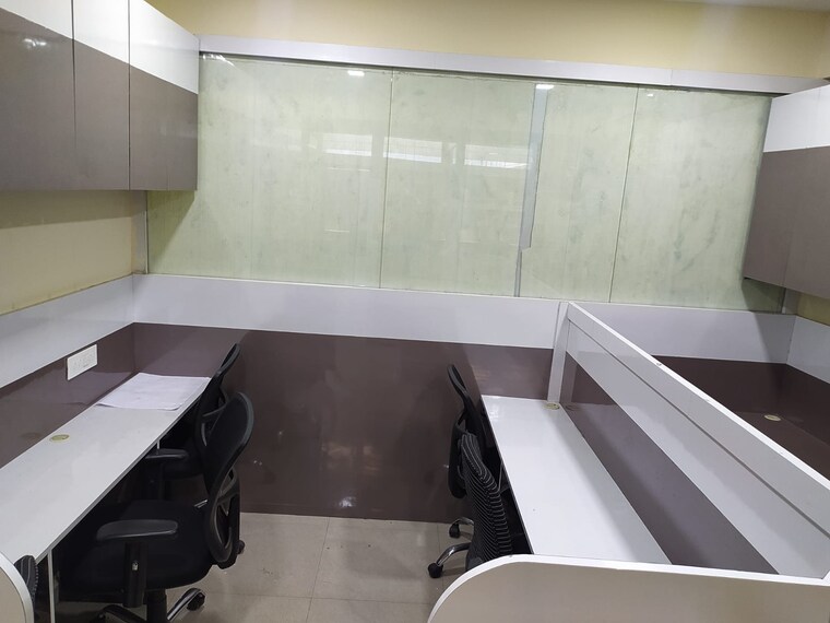 Team Area, haware-fantasia Commercial Office Space 310 Sq.Ft. In Vashi Sector 28 Navi Mumbai 9604161
