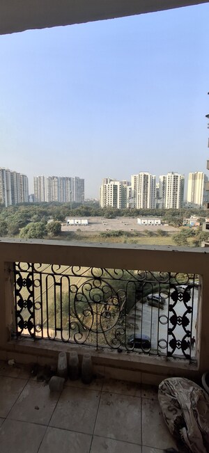 2 BHK Apartment – Exterior View View at Supertech The Romano, Sector 118 - for Rent