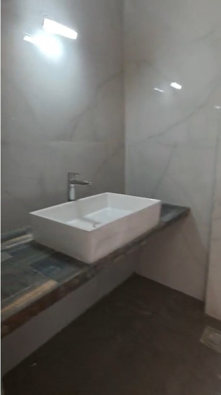 Bathroom, sindhi-society 3 Bedroom 1430 Sq.Ft. Apartment In Chembur Mumbai 9604193