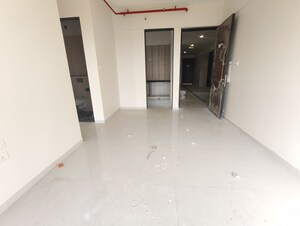 Room in 2 BHK Apartment at Piramal Vaikunth, Balkum Pada – for Sale